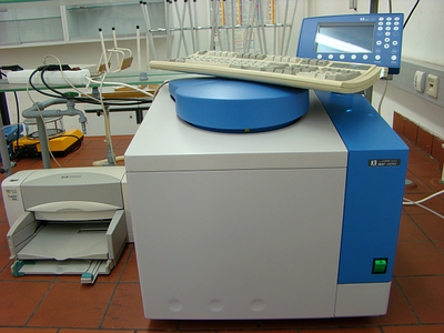 Bombenkalorimeter IKA 2000 Bombenkalorimeter IKA 2000